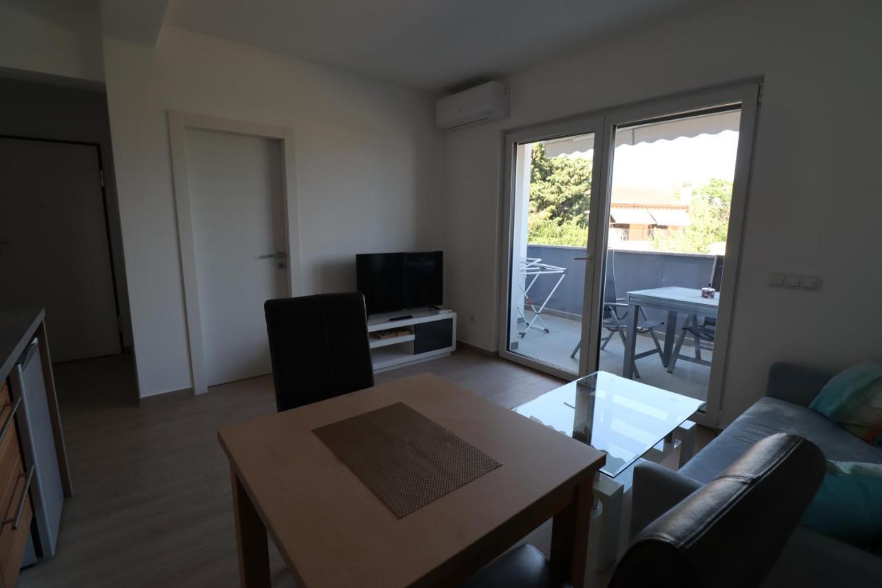 Medulin - Dani Apartment מראה חיצוני תמונה
