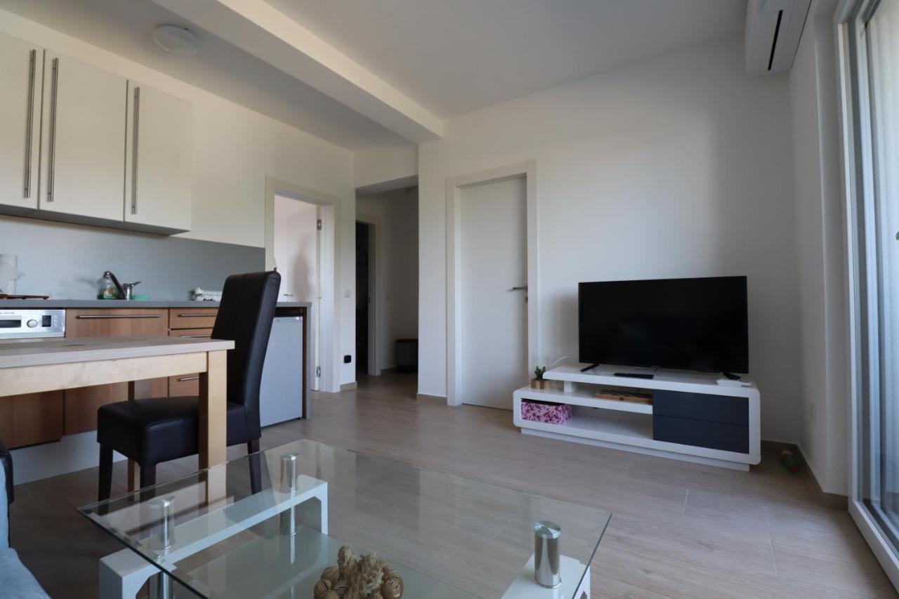 Medulin - Dani Apartment מראה חיצוני תמונה