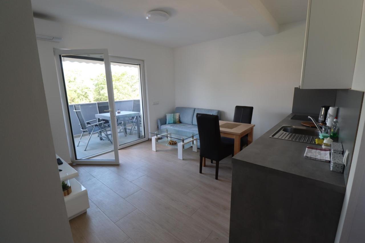 Medulin - Dani Apartment מראה חיצוני תמונה
