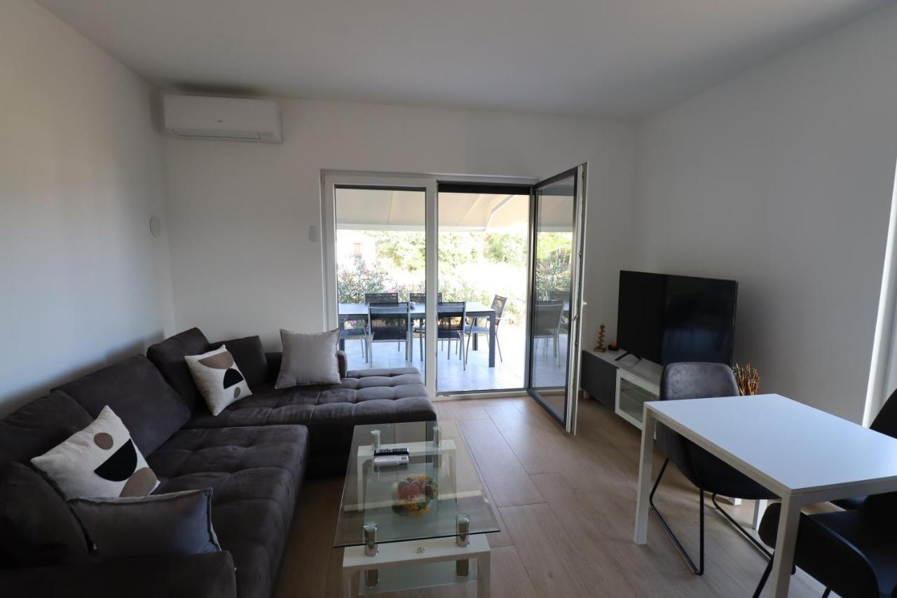 Medulin - Dani Apartment מראה חיצוני תמונה